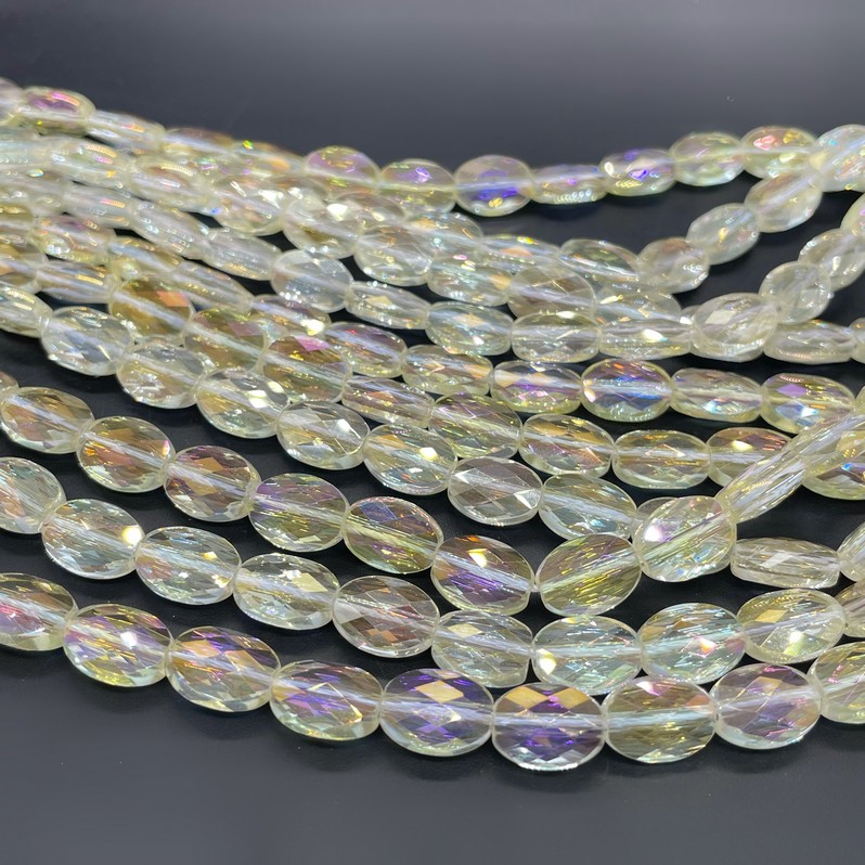 8*11 мм Стекло Lux,овал огранка, цвет песочный с переливом