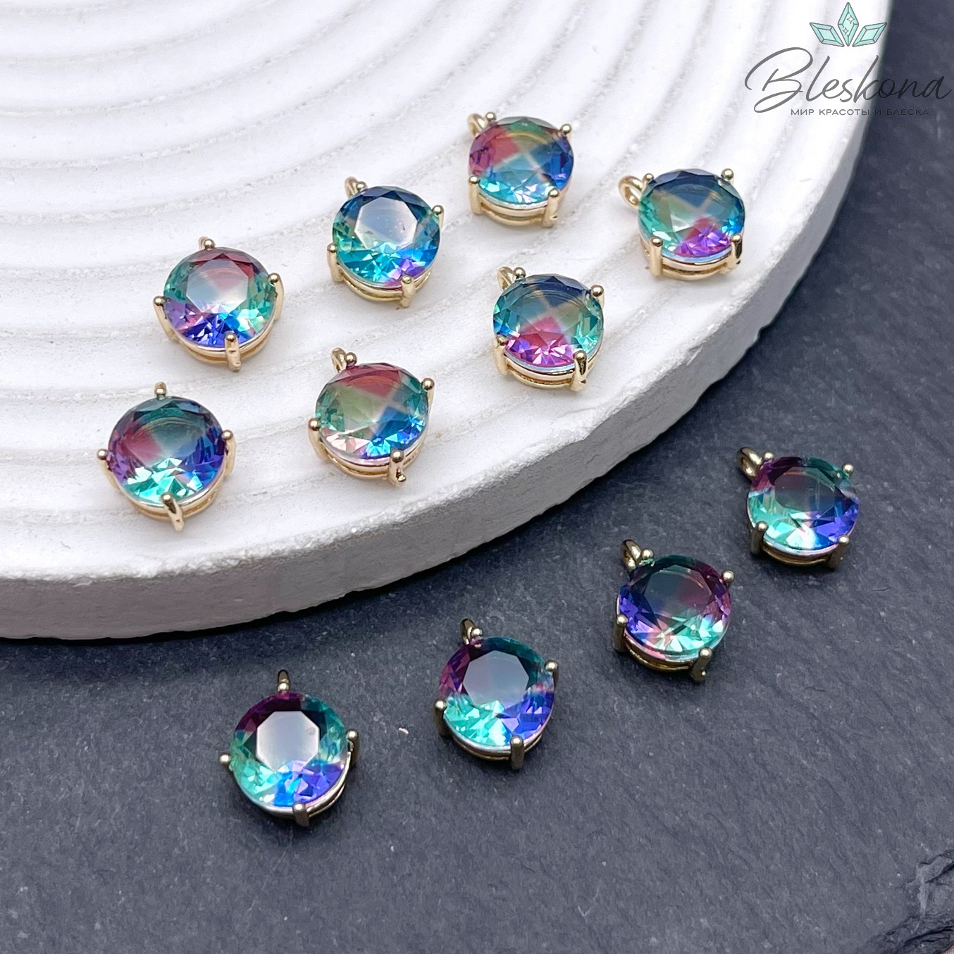 9 мм, цвет золото, Подвеска круг цвет микс в обрамлении