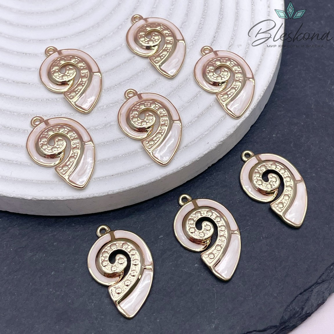 26*16 мм Цвет золото, Подвеска ракушка улитка