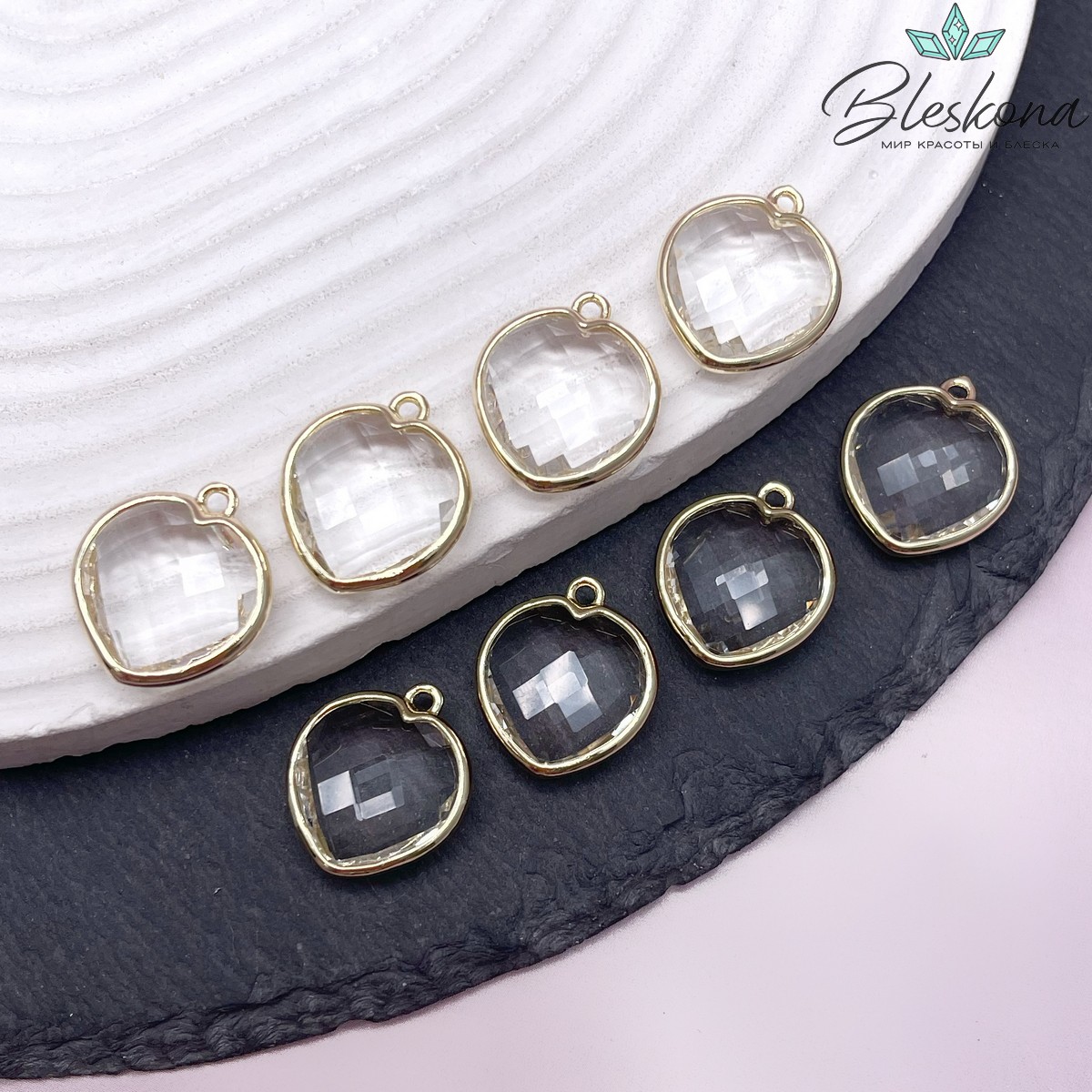 15 мм, Цвет золото, Подвеска сердце белое огранка