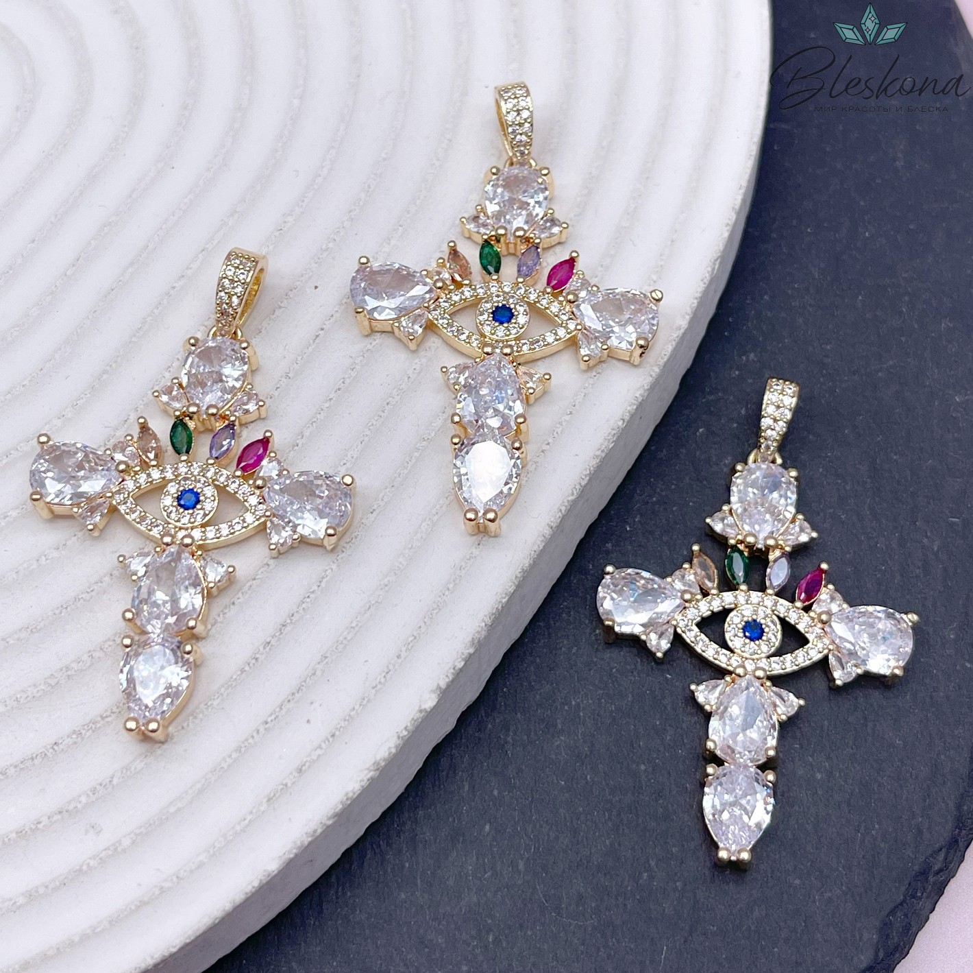 39,5*28,5 мм Цвет золото, Подвеска Крест глаз цирконы 