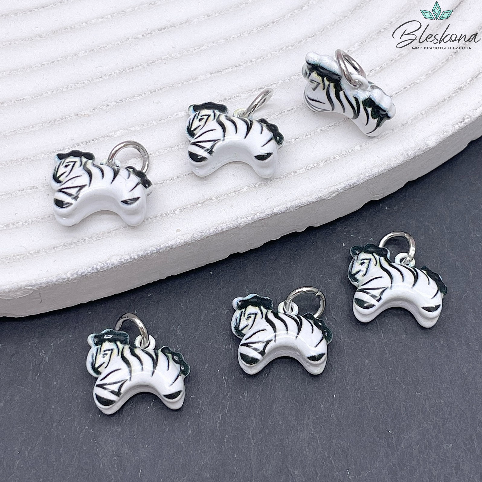 12*14,5 мм Цвет серебро, Подвеска Зебра эмаль