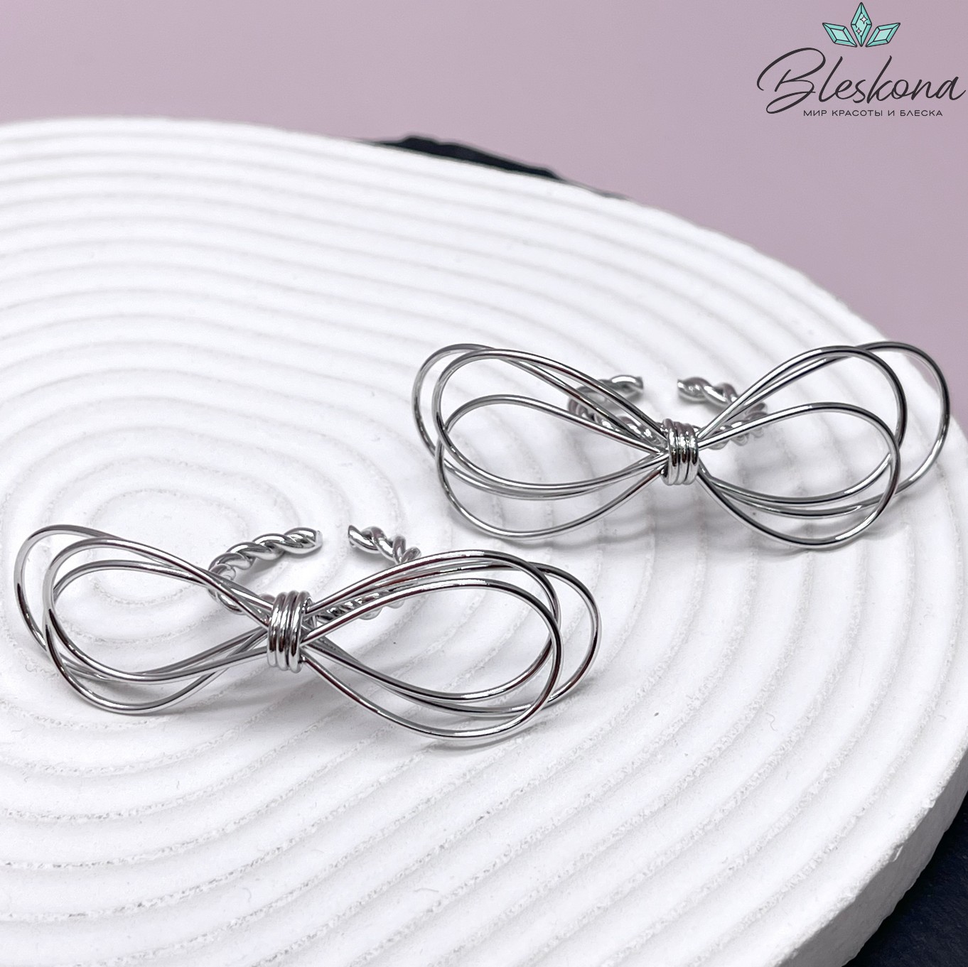 22 мм Цвет серебро, Кольцо безразмерное бантик