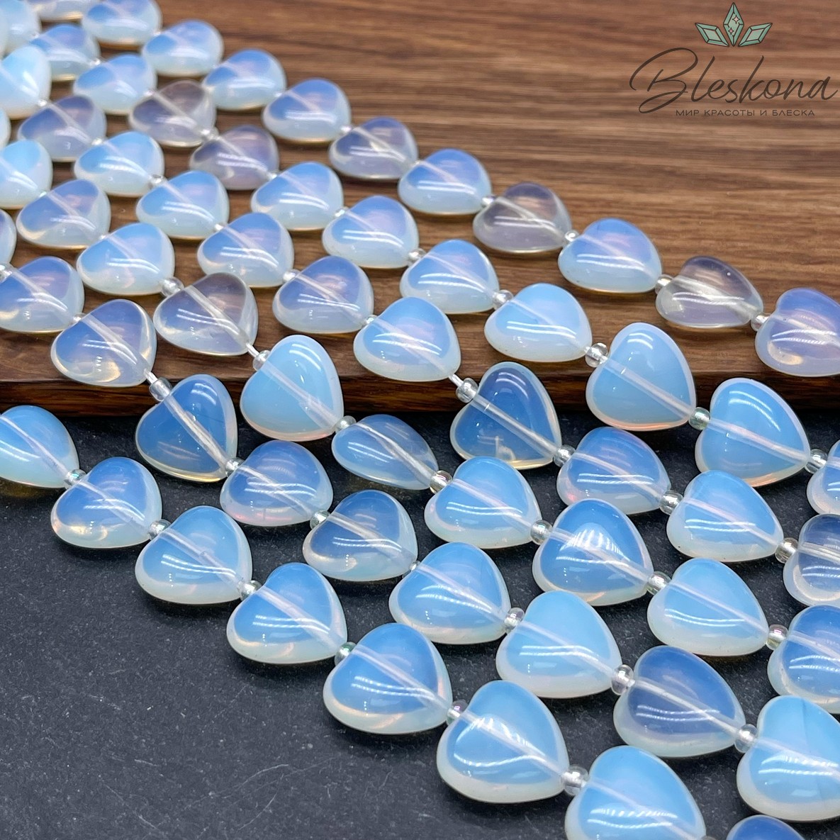 Лунный камень сердца (имитация) 14,5*14,5*6,5 мм
