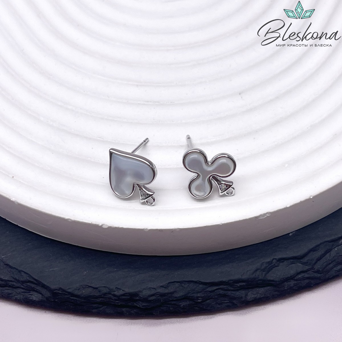 14*11 мм Цвет серебро, Пусеты Карточные масти