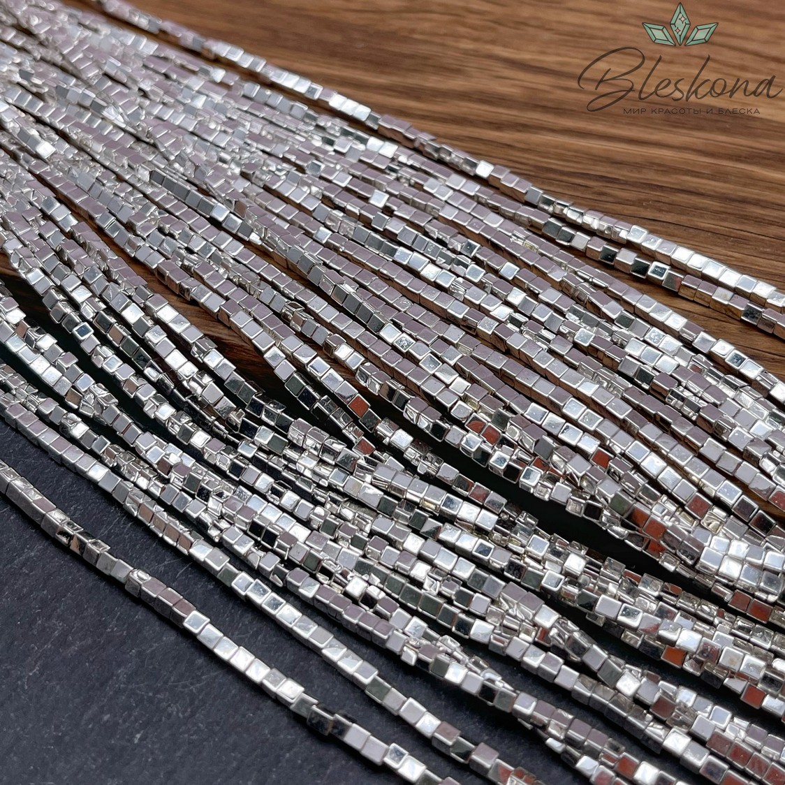 2мм Гематин имитация, цвет светлое серебро, куб УЦЕНКА