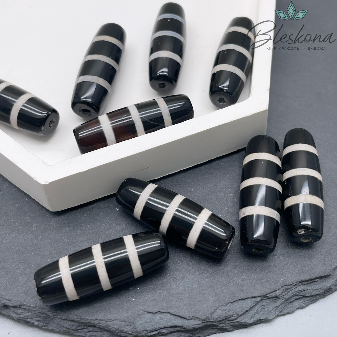 Бусина Дзи Полосатая черно-белый бочонок 30*11 мм