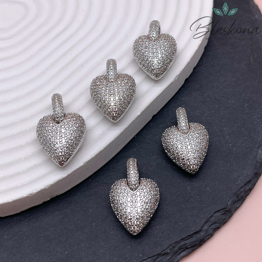 20*17 мм Цвет серебро, Подвеска Сердце цирконы с бейлом