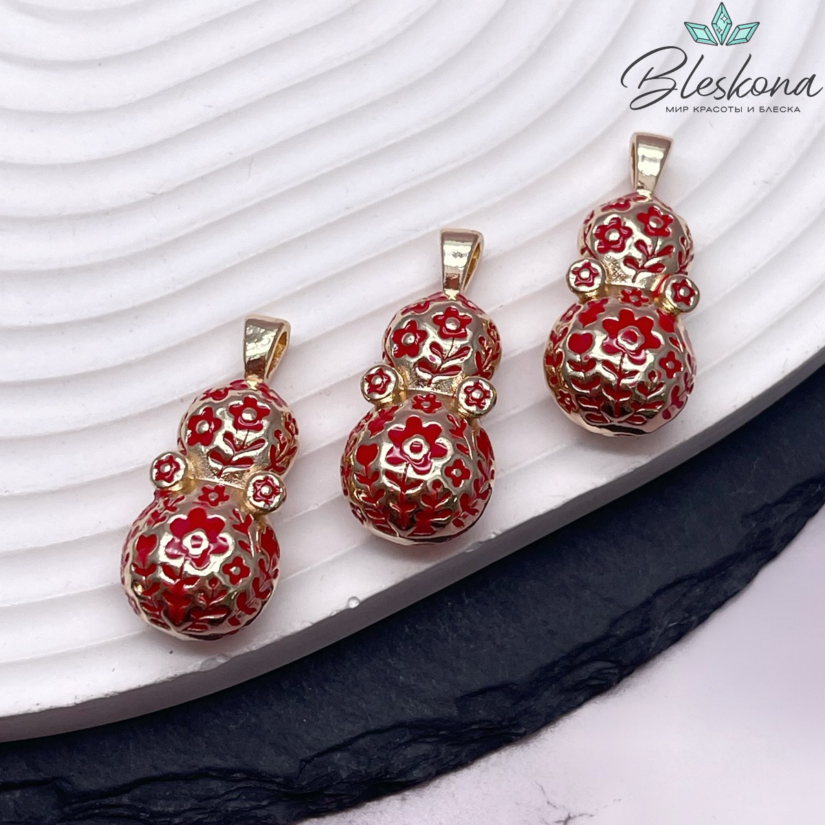 29,5*13,5 мм Цвет золото, Подвеска Неваляшка цветочки красная эмаль
