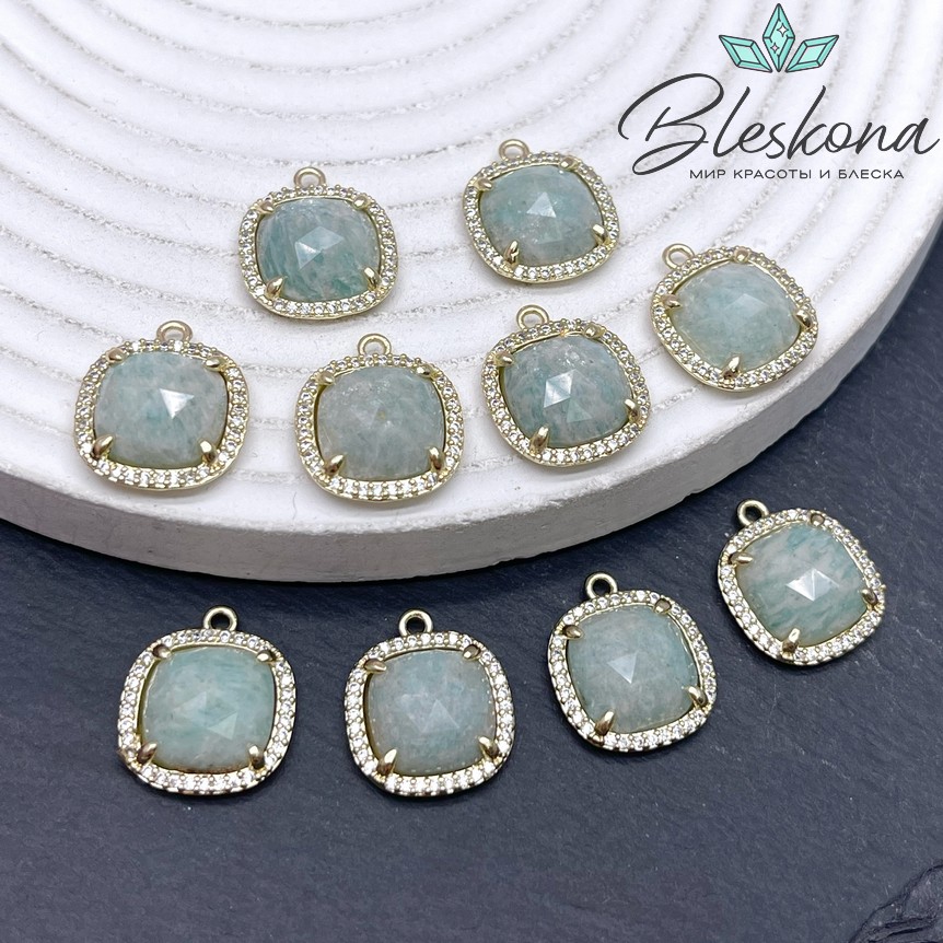 14мм, цвет серебро ,Подвеска квадрат Амазонит в обрамлении цирконы