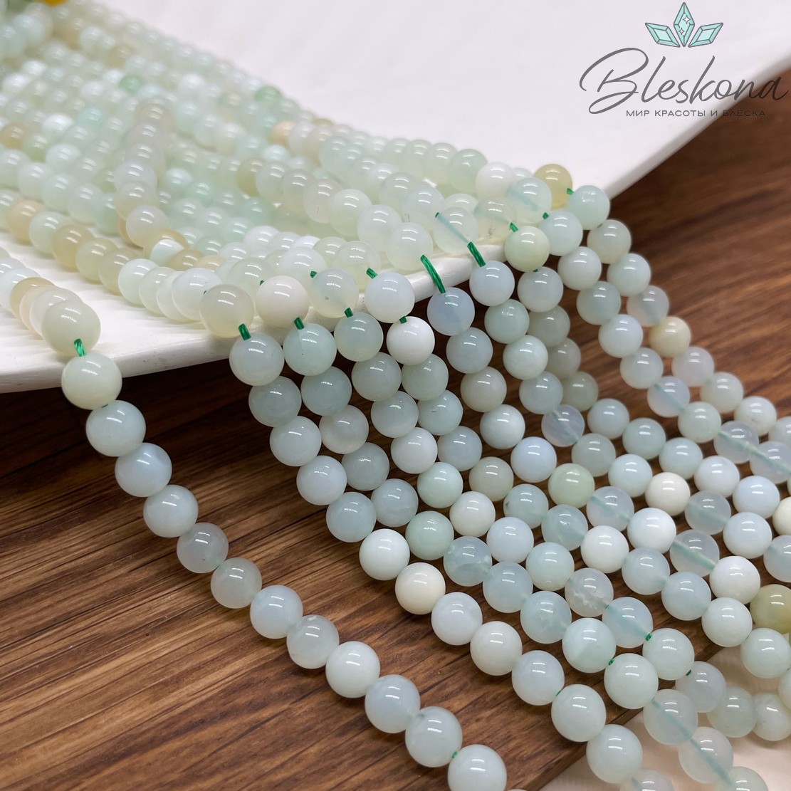 Опал зеленый 6 мм №1