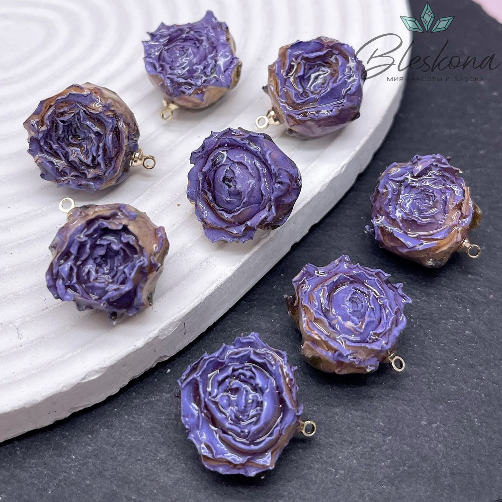 21-30 мм, Цвет золото, Подвеска роза в эпоксидной смоле №15