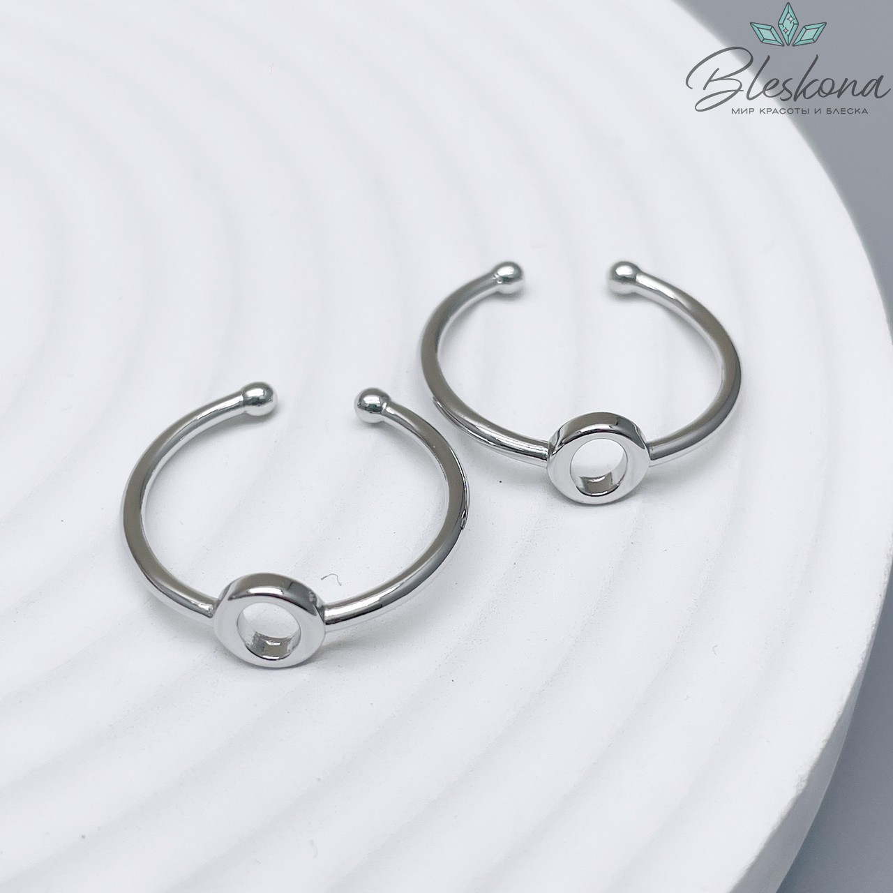 20 мм Цвет серебро, Кольцо безразмерное буква O