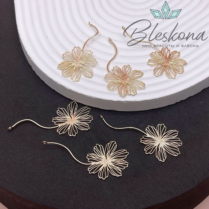 45*22 мм Цвет золото, Подвеска цветок контур