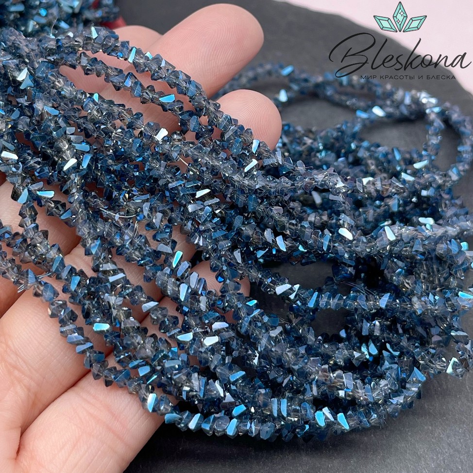 Чешское стекло №81 3,5 мм треугольник