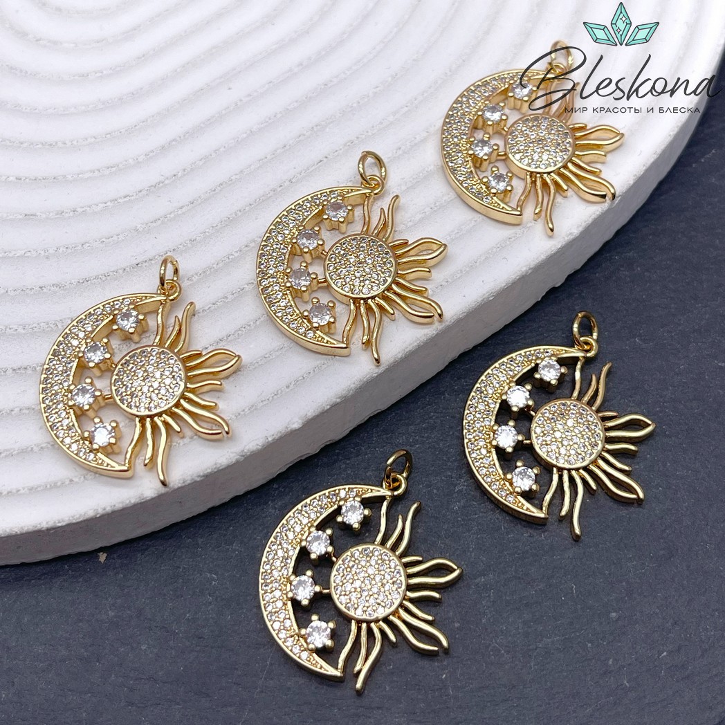 26*24 мм Цвет золото, Подвеска Солнце и Луна цирконы