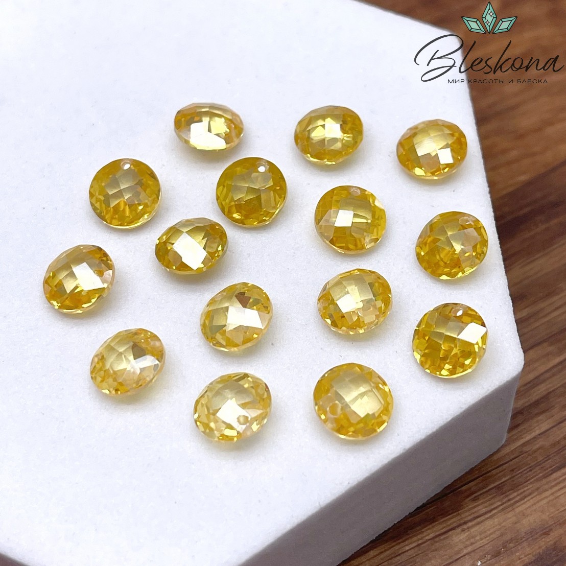 8 мм, Подвеска Циркон круг темно-желтый №1 (кубический цирконий, фианит) 