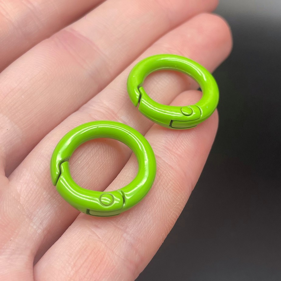 20мм , Замок круг светло-зеленая эмаль №1