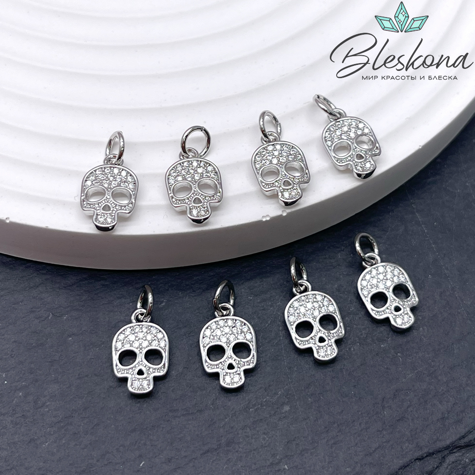 12*7,5 мм Цвет серебро, Подвеска Череп цирконы