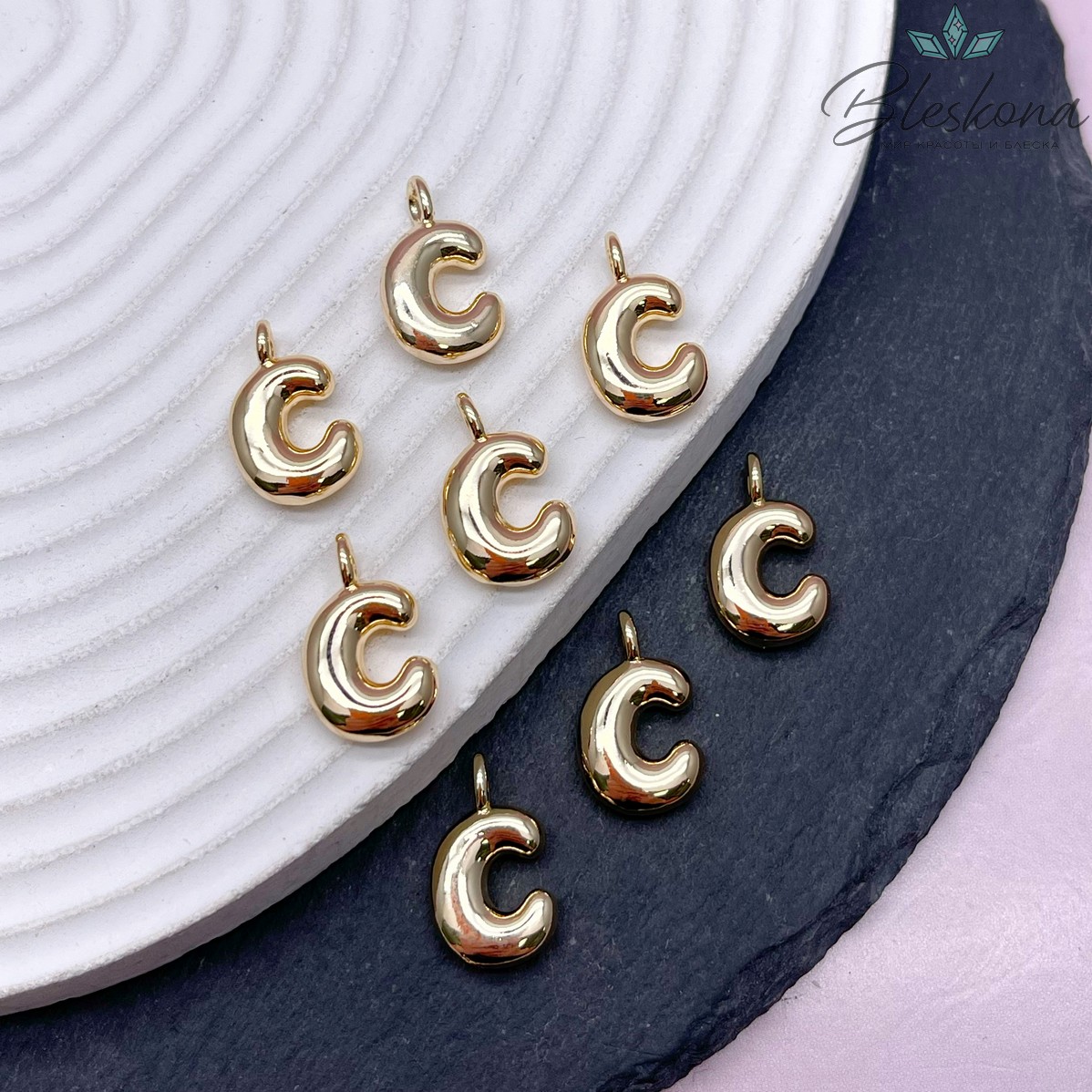 18 мм, Цвет золото, Буква объемная C