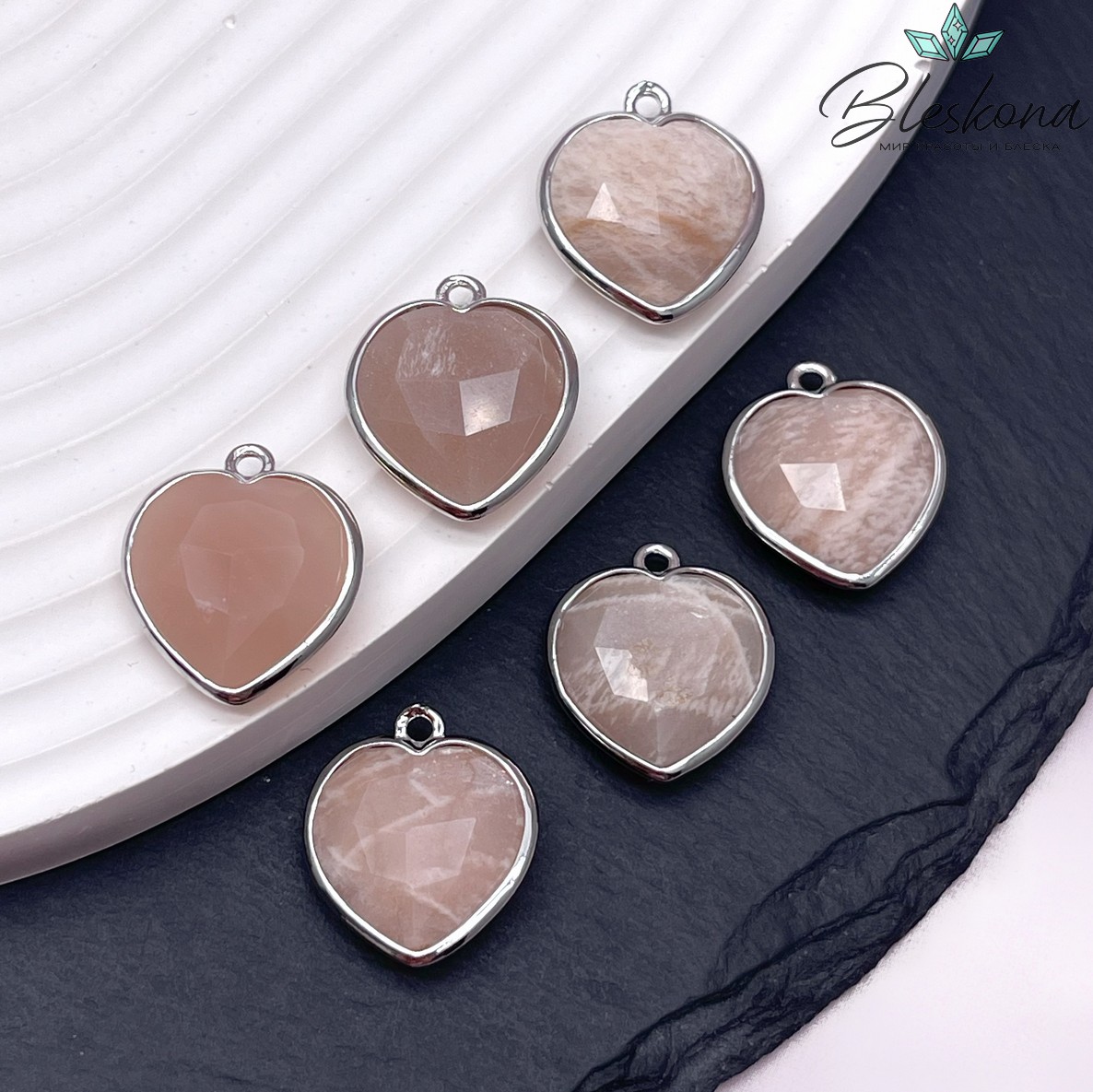 16,3*18,7мм,Цвет серебро,Подвеска Сердце Солнечный камень огранка