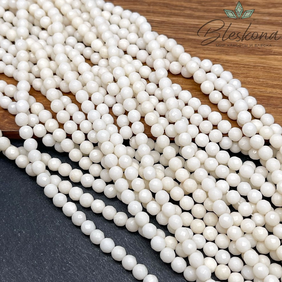 Коралл белый (Коралловые водоросли) огранка 5 мм