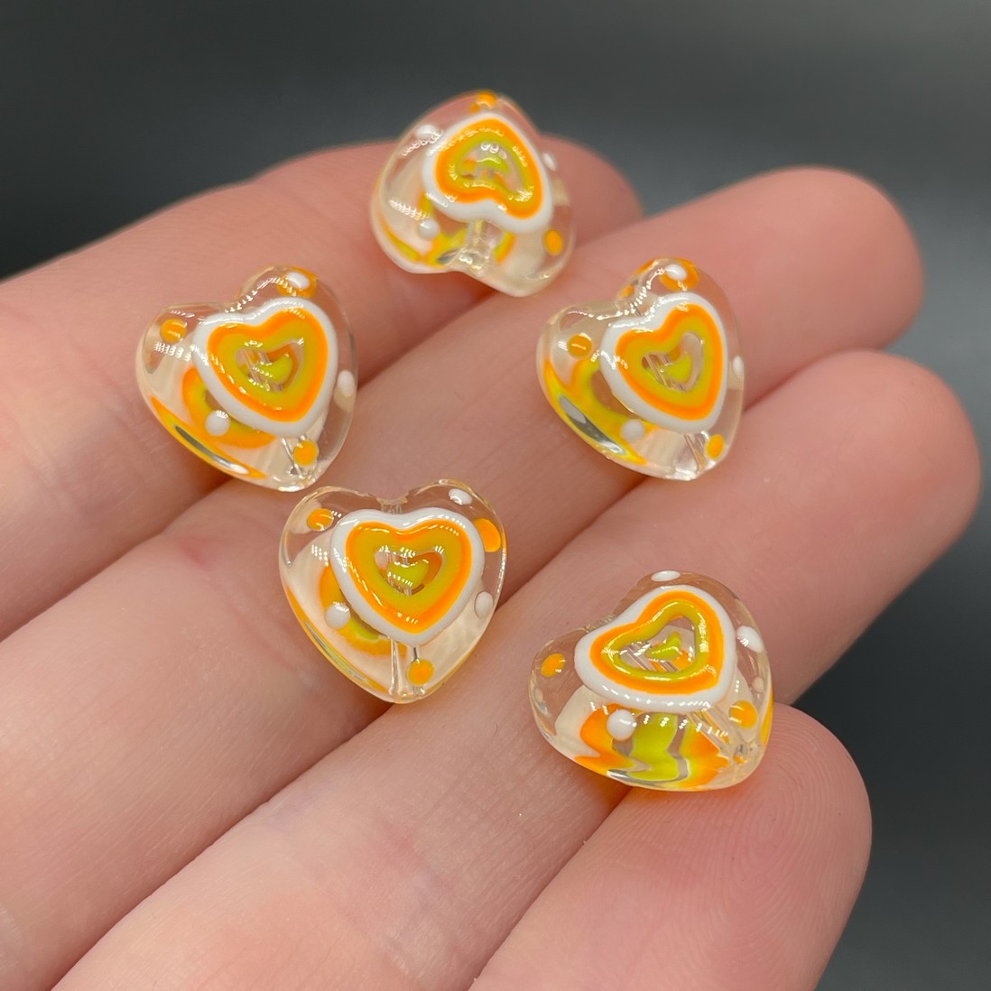 12 мм, Стекло бусина сердце оранжево-белое уп.5 шт