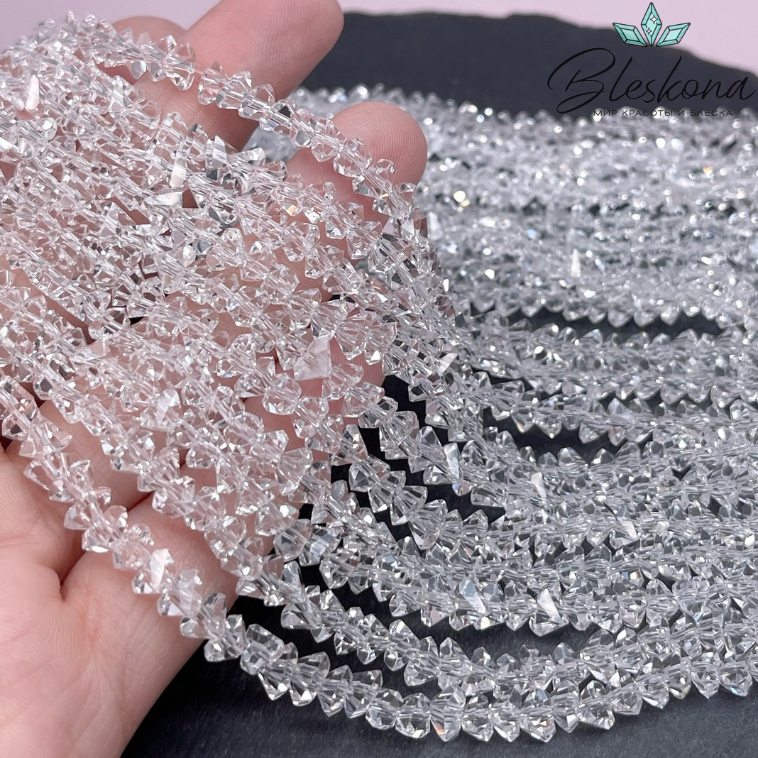 Чешское стекло №01 6 мм треугольник