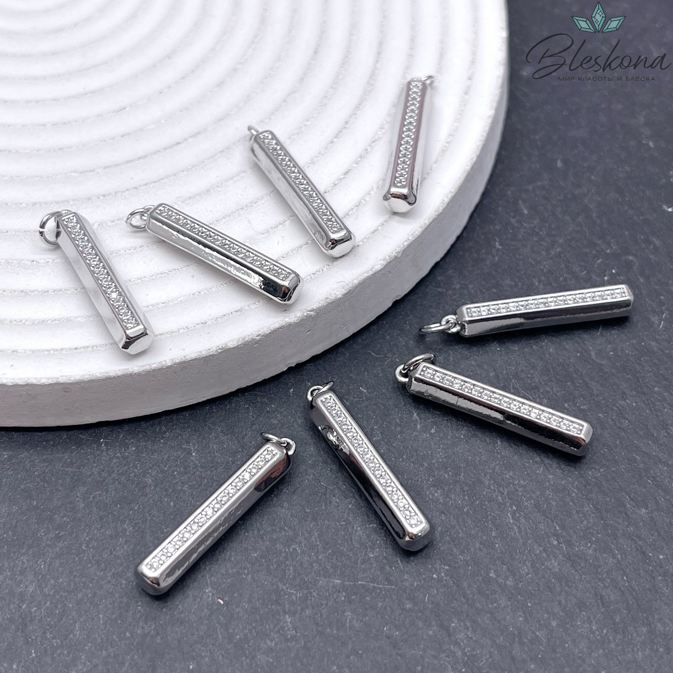 26,6*5 мм Цвет серебро, Подвеска палочка полосы с цирконами