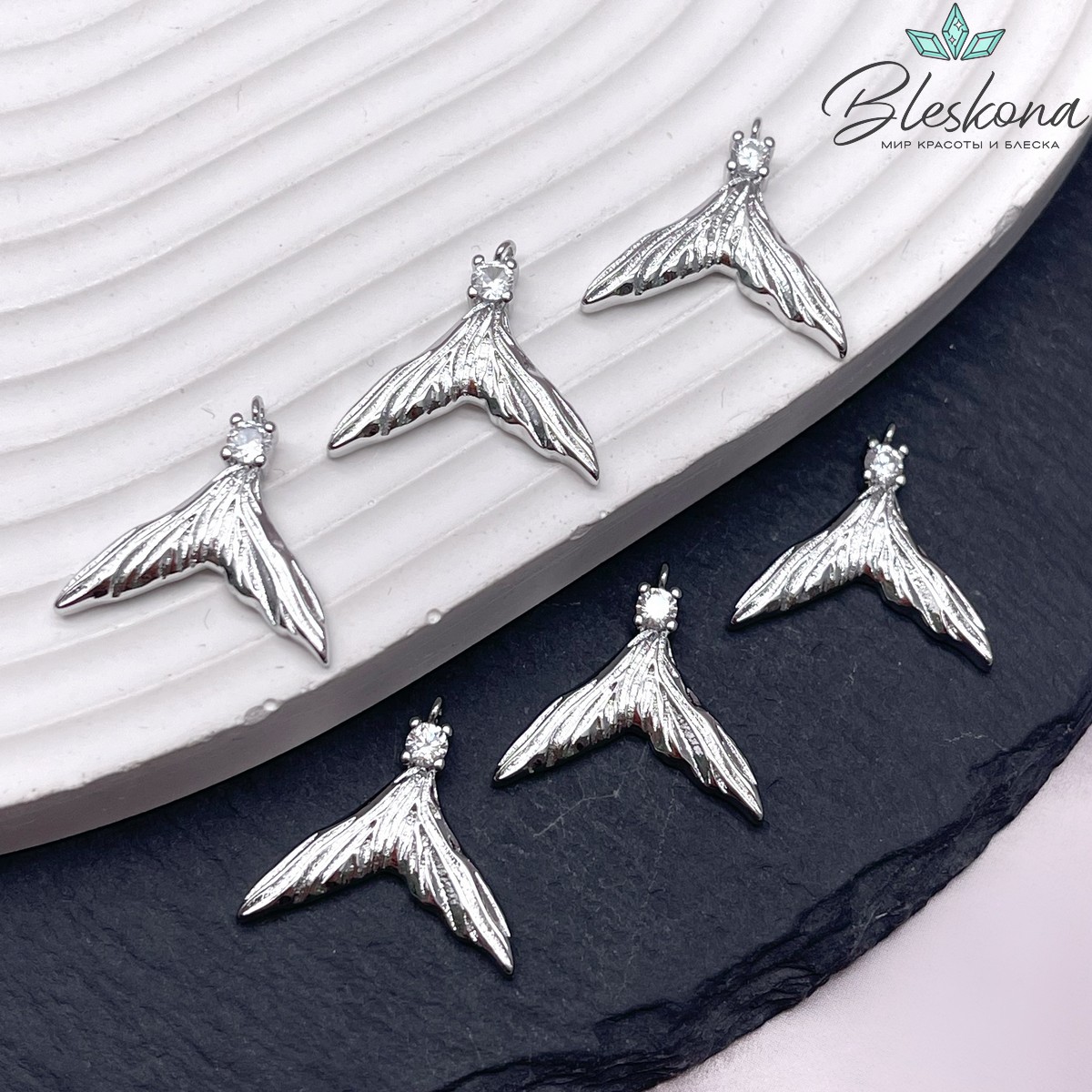 17,5*19 мм Цвет серебро, Подвеска хвост Кита с цирконом