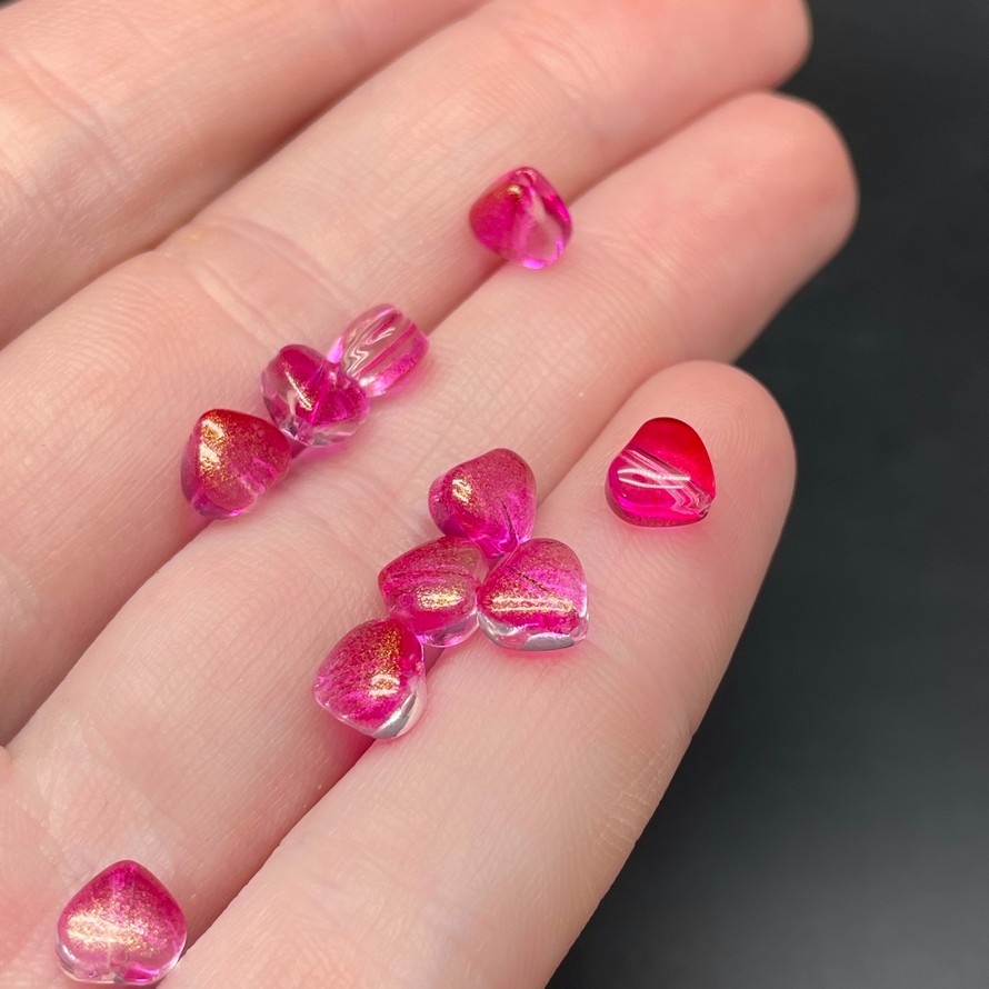 6,5 мм, Стекло сердце цвет фуксия с золотистым напылением уп.10 шт 