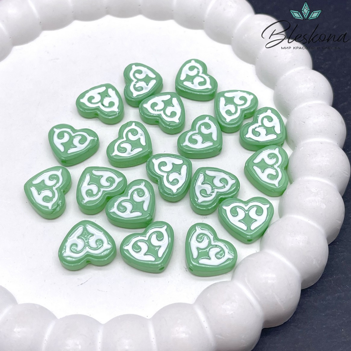12*15 мм Бусина Этно сердце зеленое
