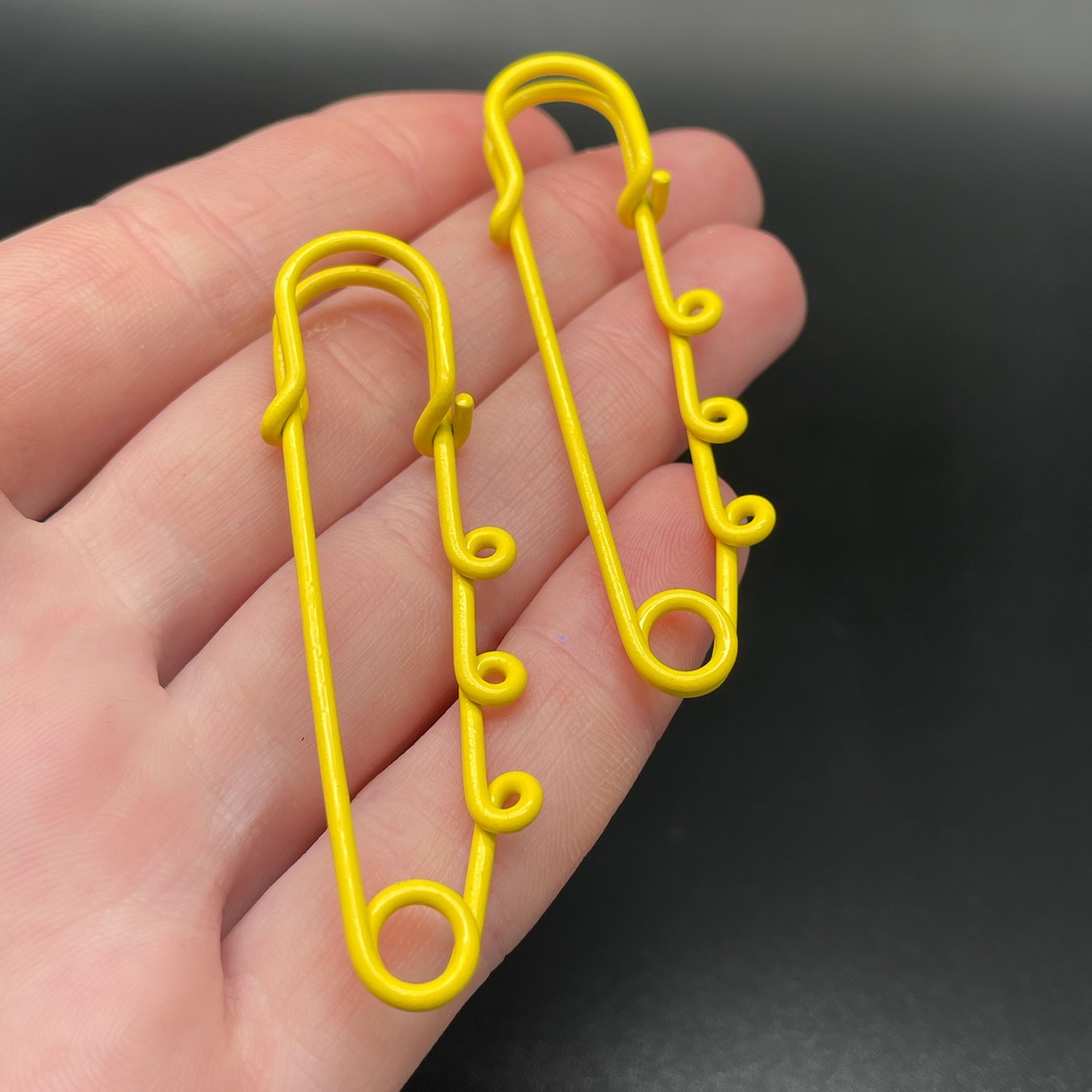 6 см , Основа булавка 3 колечка желтая эмаль