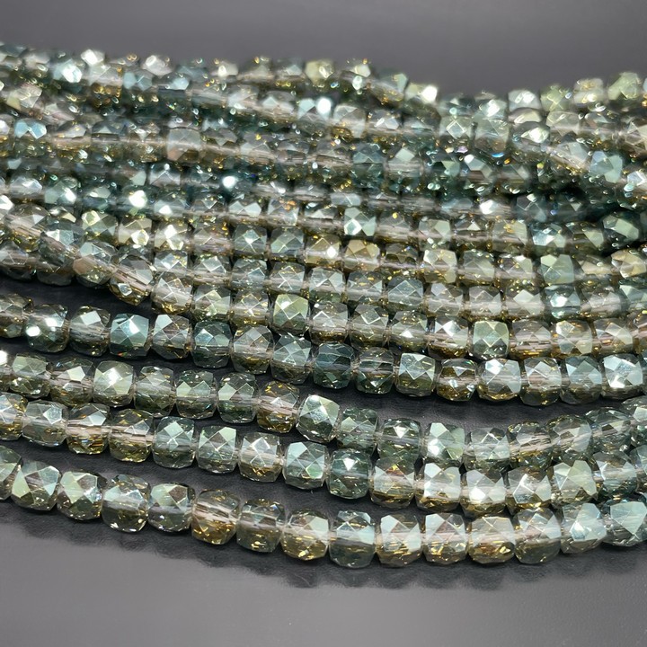 5 мм Стекло Lux, куб огранка, цвет темно- зеленый