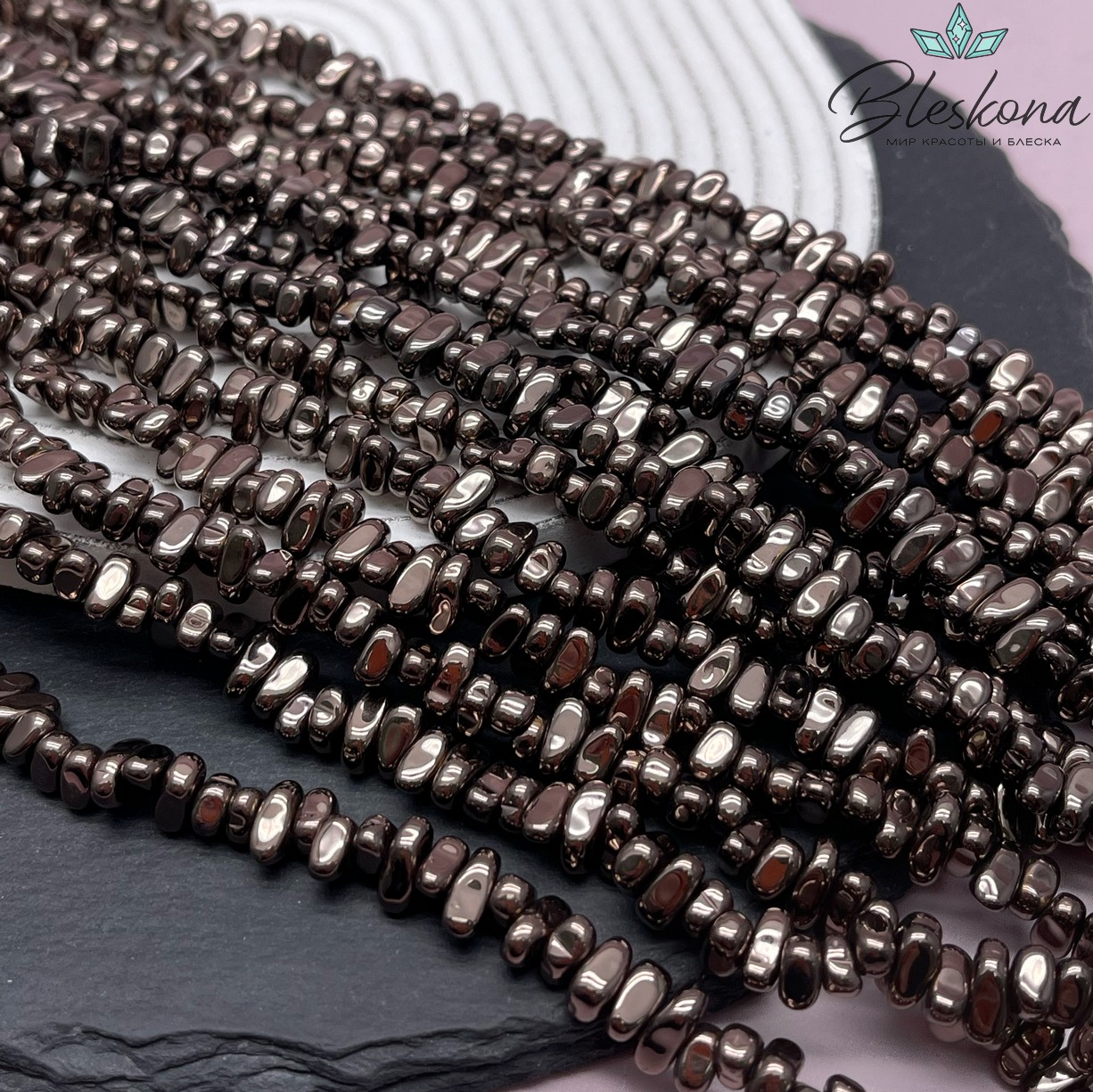 6-9 мм Гематин сколы шлифованные, цвет коричневый №1 (шоколадный), имитация