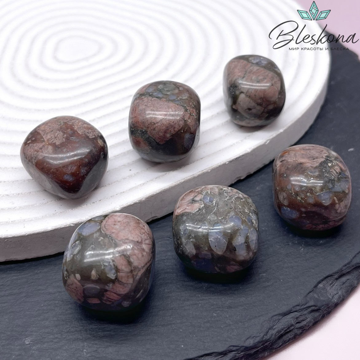 Опал огненный галтовка 22-25 мм