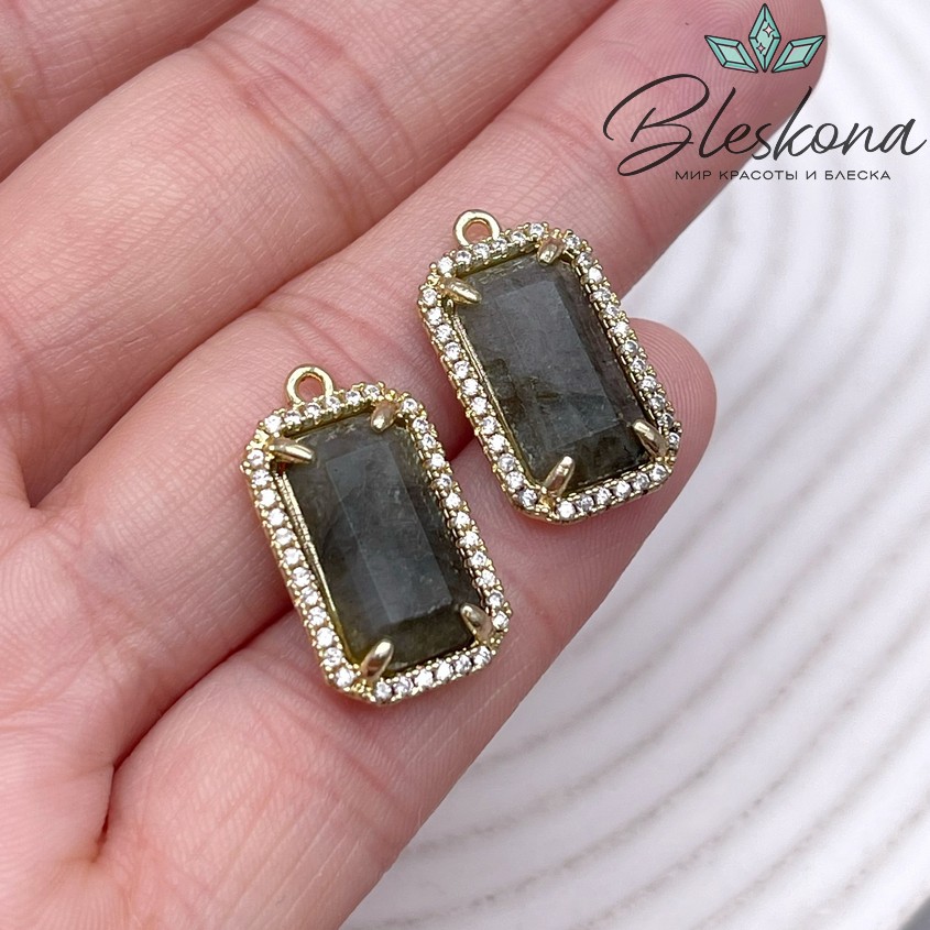 12*21мм, цвет золото ,Подвеска Прямоугольник Лабрадор в обрамлении цирконы