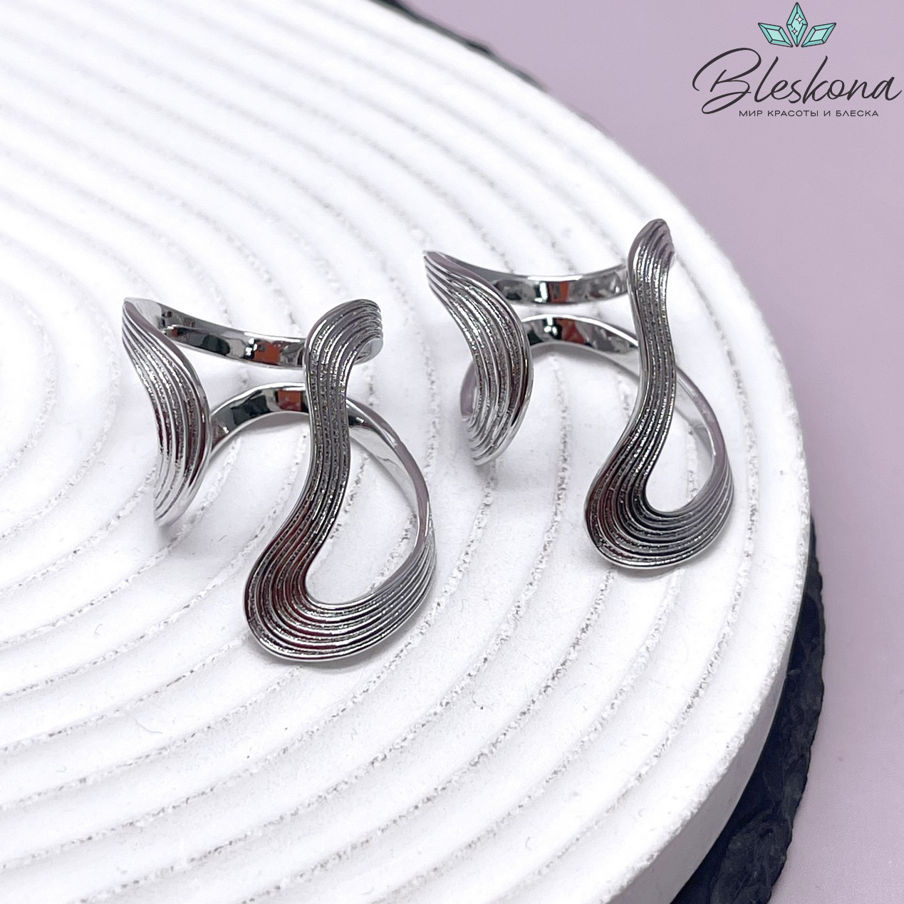 20,5 мм Цвет серебро, Кольцо безразмерное полосы