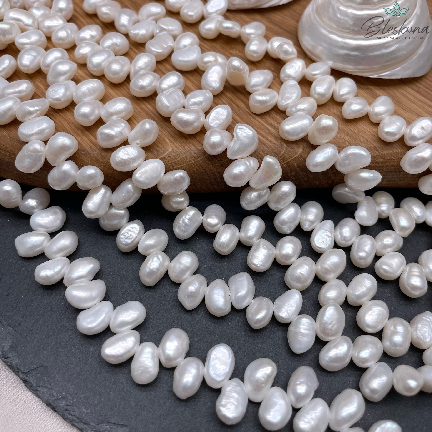 Жемчуг барочный рис белый смещенный центр 10 мм
