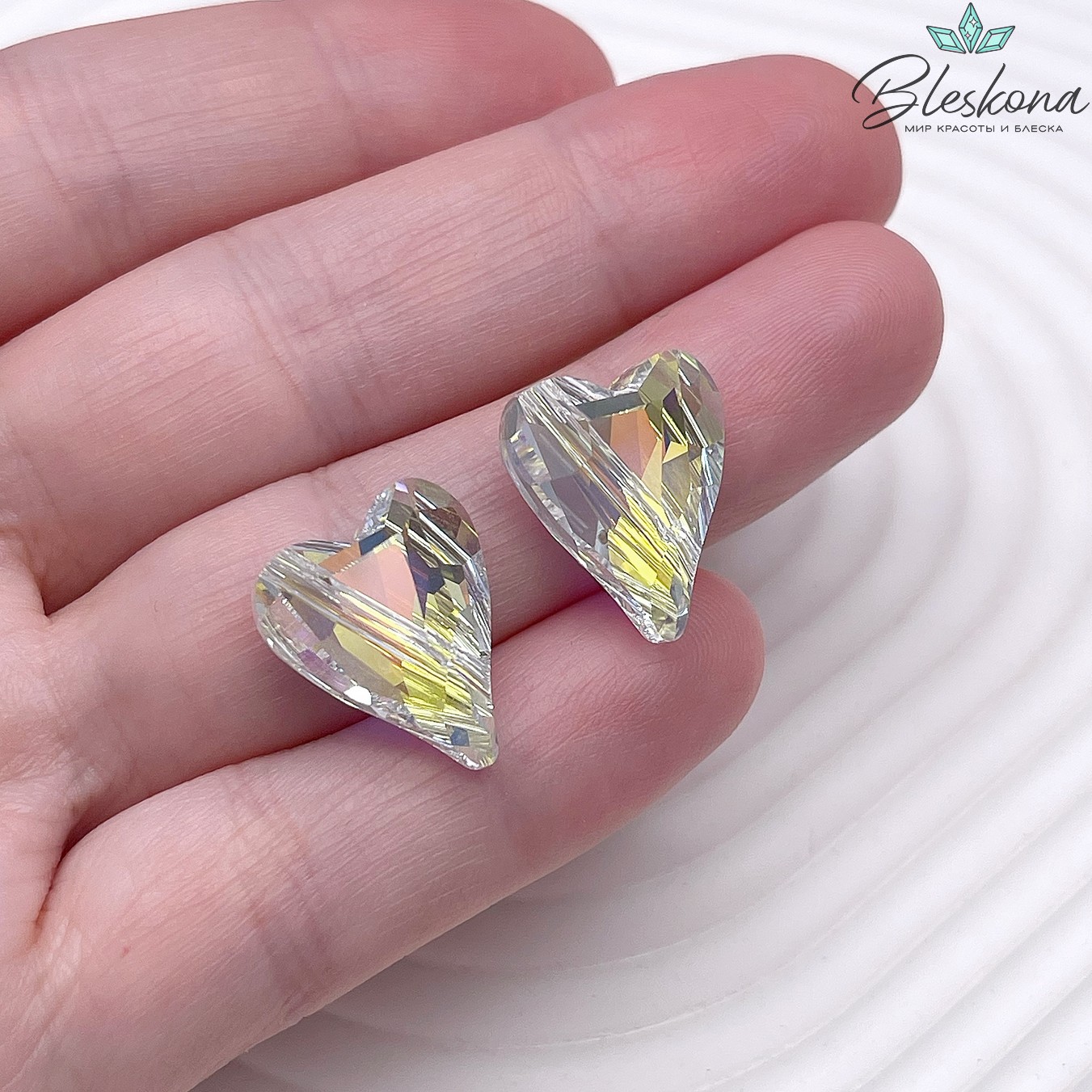 5743 Wild Heart Bead 17 мм Crystal Aurore Boreale (AB)