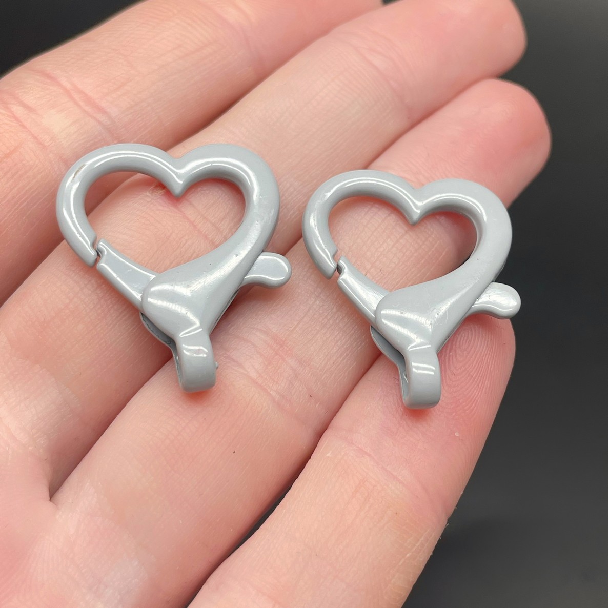 22*26мм , Замок крупный сердце серая  эмаль 
