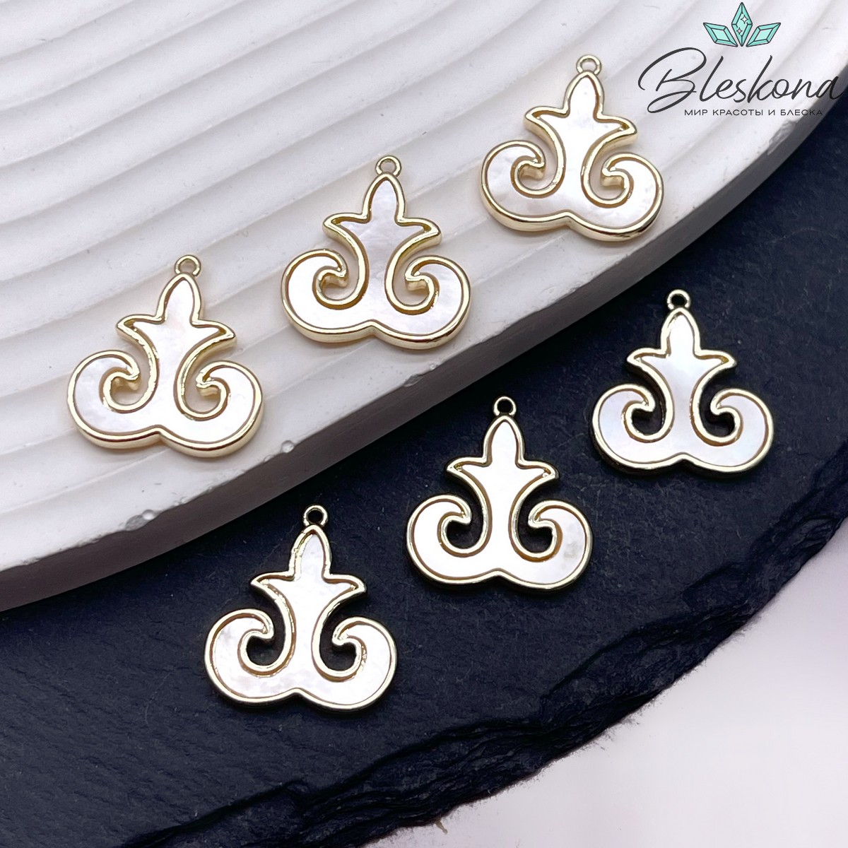 17*16 мм Цвет золото, Подвеска перламутр Этно №11 