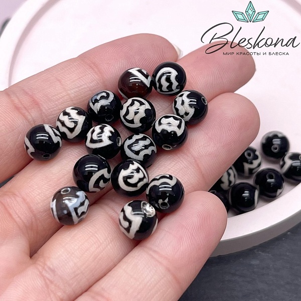 Бусина Дзи Птица Гаруда черно-белый шар 8 мм уп.15 шт.