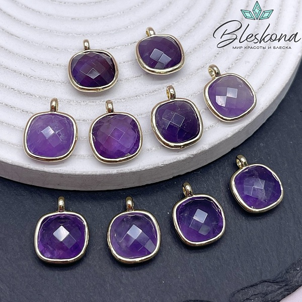 13мм, цвет золото ,Подвеска квадрат Аметист в обрамлении 