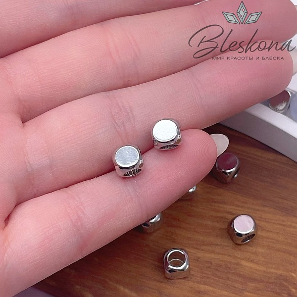 6 мм Цвет серебро, Бусина куб 