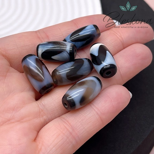 Бусина Дзи тигриный клык бело-черный бочонок 20*11 мм