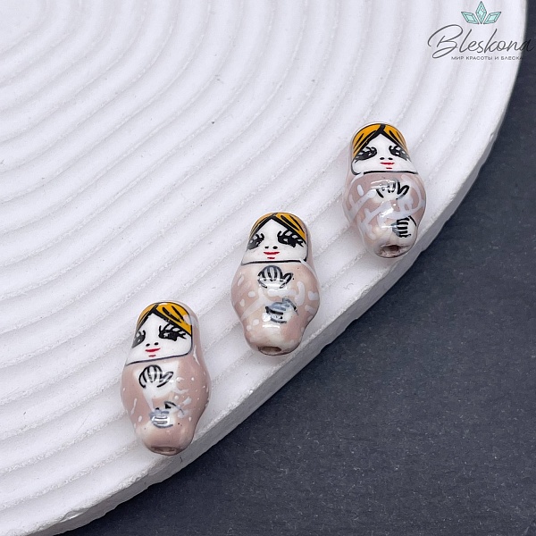 23*14 мм Керамика бусина матрёшка бежевая