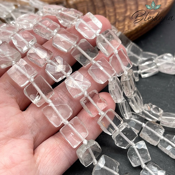 Горный хрусталь фриформ квадрат 10-11мм