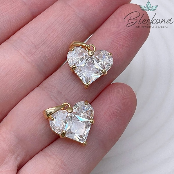 14,5*14 мм Цвет золото, Подвеска Сердце цирконы