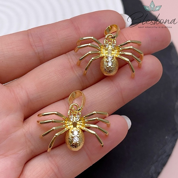 18*29 мм, Цвет золото, Подвеска Паук  цирконы с бейлом